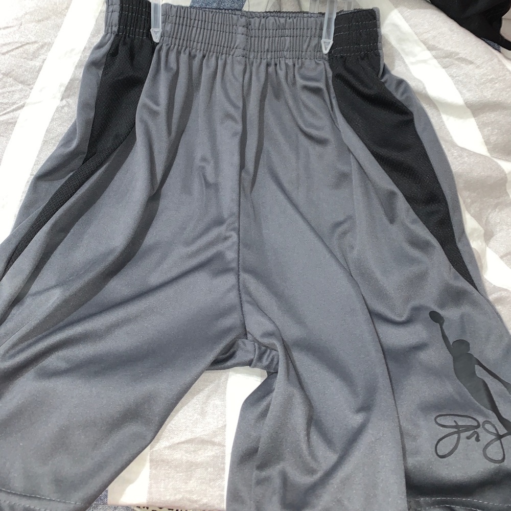 Jordan set - Picture 2 of 4